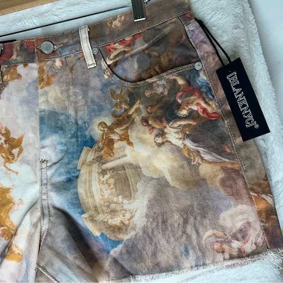 BLANKNYC The Barrow Vatican Vintage High Rise Printed Denim Shorts Angel Cherub - Picture 3 of 15